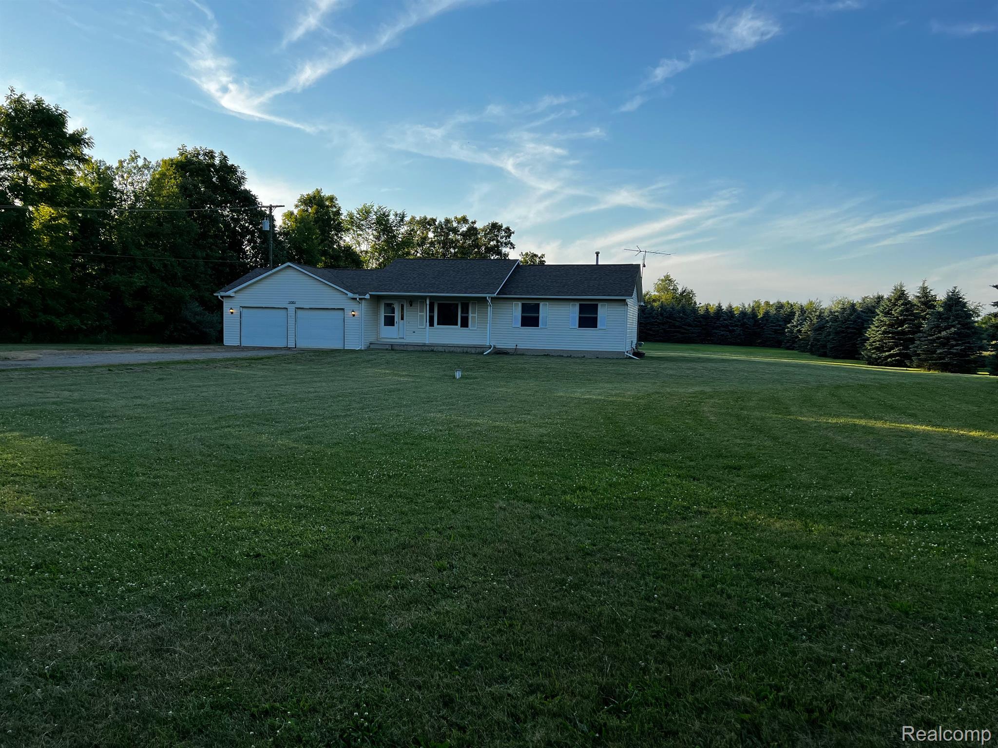 3312 Warner Road Howell, MI 48855 - Photo 2 of 15 Gallery Image 2