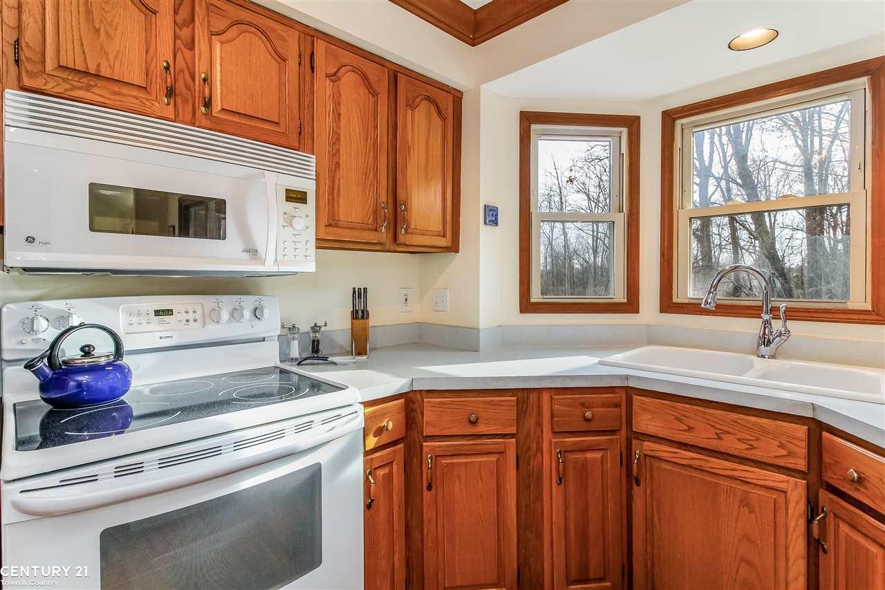 3235 Edmunton Drive Rochester Hills, MI 48306 - Photo 17 of 61