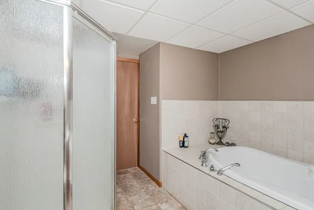 $485,000 | 1782 Sycamore Court, Saline, MI 48176