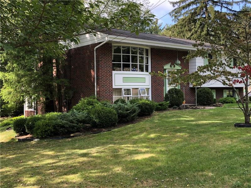 103 Elm Road Pittsburgh, PA 15237 - Photo 3 of 23 Gallery Image 3