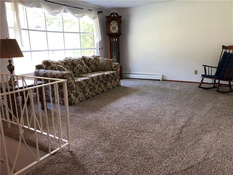 103 Elm Road Pittsburgh, PA 15237 - Photo 6 of 23 BEAUTIFUL LIVING ROOM. BAY WINDOW!! LIGHT AND BRIGHT!!