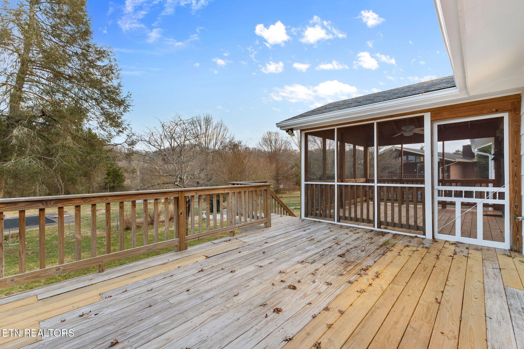101 Albright Road Oak Ridge, TN 37830 - Photo 29 of 37 a view of roof deck