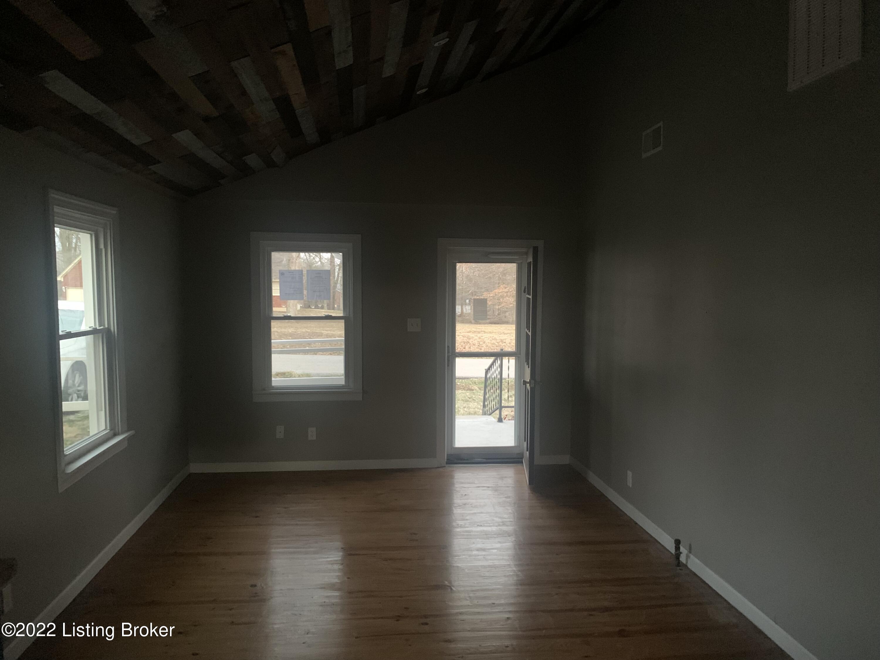 739 Brooks Schoolhouse Road Brooks, KY 40109 - Photo 9 of 18 Living Room