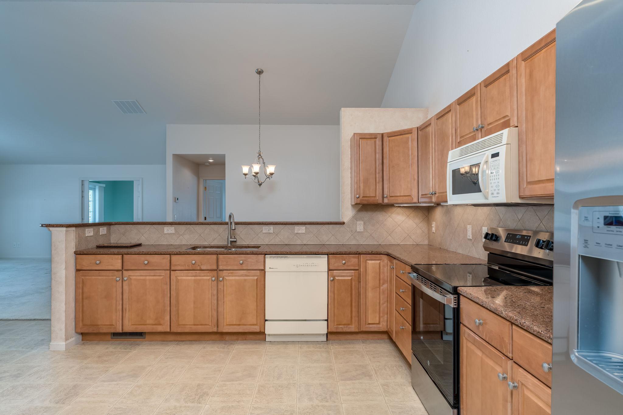 731 Grayhawk Circle Mankato, MN 56001 - Photo 14 of 32