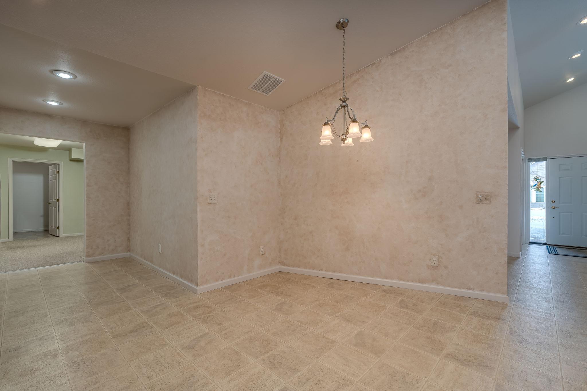 731 Grayhawk Circle Mankato, MN 56001 - Photo 15 of 32