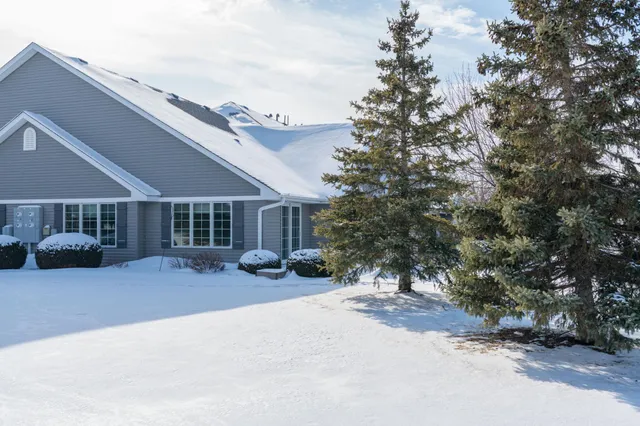$399,900 | 731 Grayhawk Circle, Mankato, MN 56001