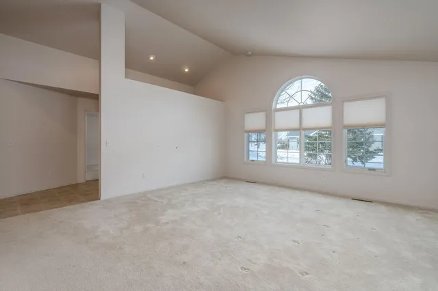 $399,900 | 731 Grayhawk Circle, Mankato, MN 56001