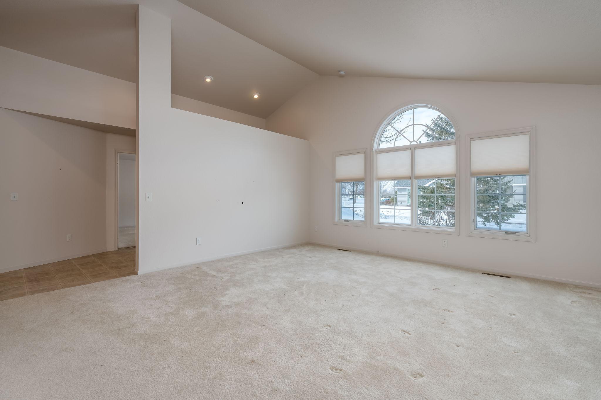 731 Grayhawk Circle Mankato, MN 56001 - Photo 7 of 32