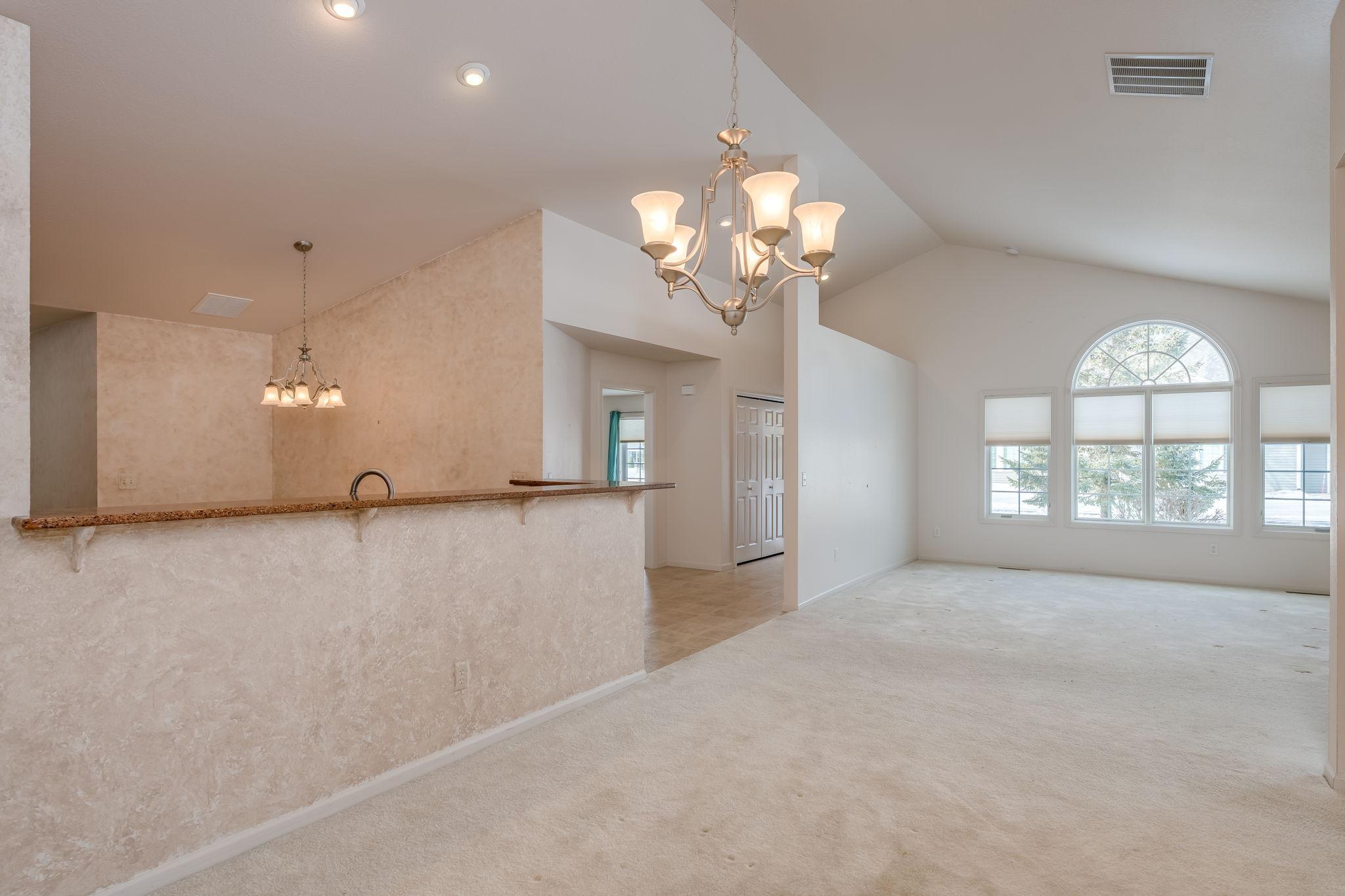 731 Grayhawk Circle Mankato, MN 56001 - Photo 10 of 32