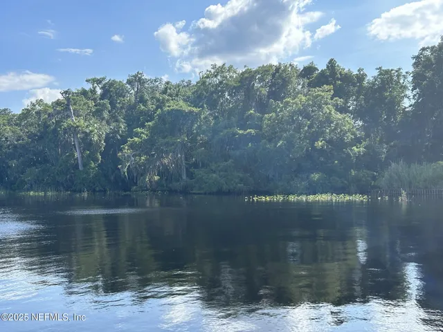 $4,280,000 | 101 South Prospect Street, Crescent City, FL 32112