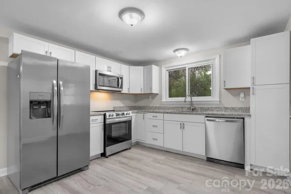 $205,000 | 3502 1st Ave Circle Northwest, Hickory, NC 28601