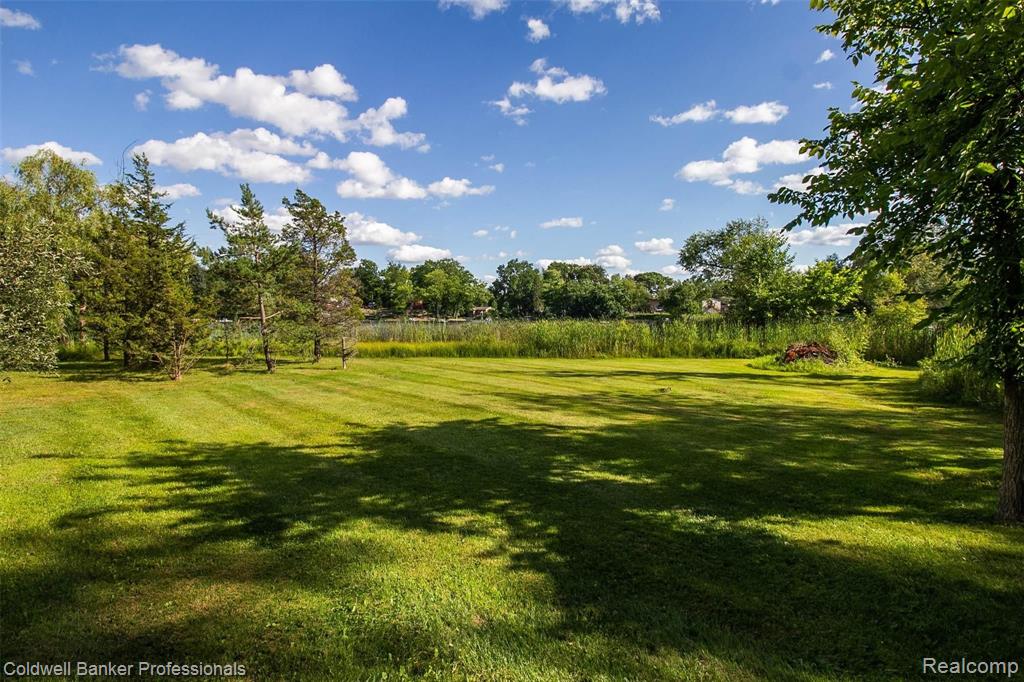 6570 Cranberry Lake Road Clarkston, MI 48348 - Photo 40 of 45