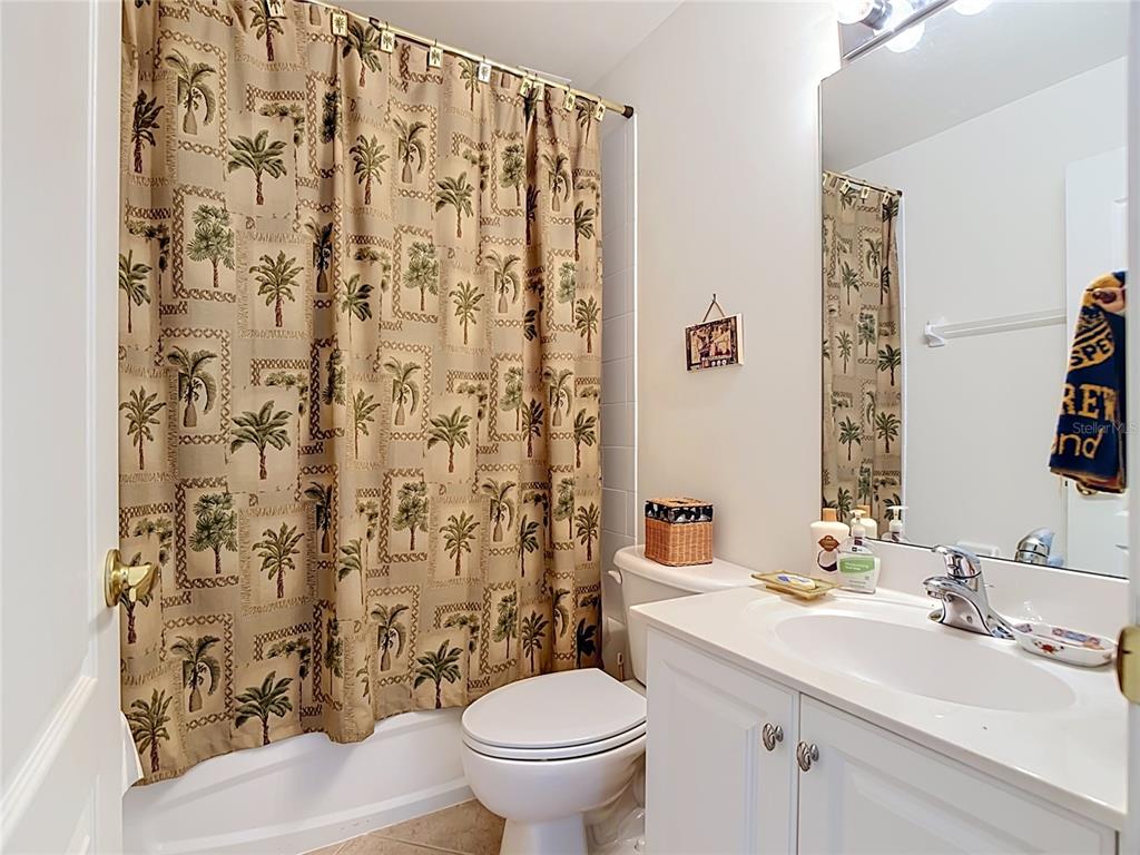 2221 Oxford Ridge Circle Lehigh Acres, FL 33973 - Photo 38 of 98