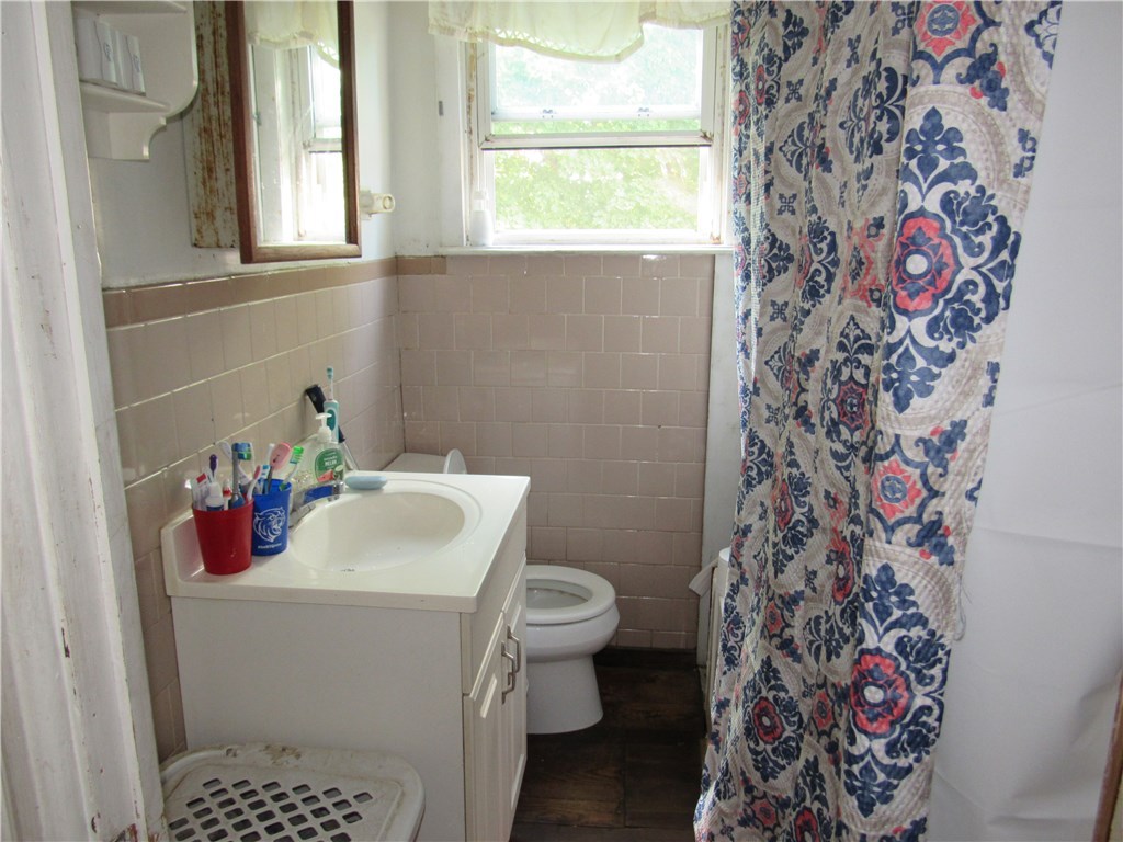 10 Chestnut Street Pawtucket, RI 02860 - Photo 33 of 33 Gallery Image 33