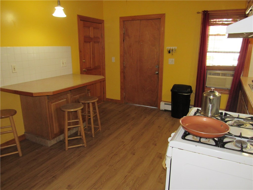 10 Chestnut Street Pawtucket, RI 02860 - Photo 8 of 33 Gallery Image 8