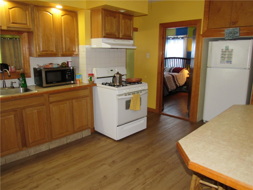 10 Chestnut Street Pawtucket, RI 02860 - Photo 10 of 33 Gallery Image 10