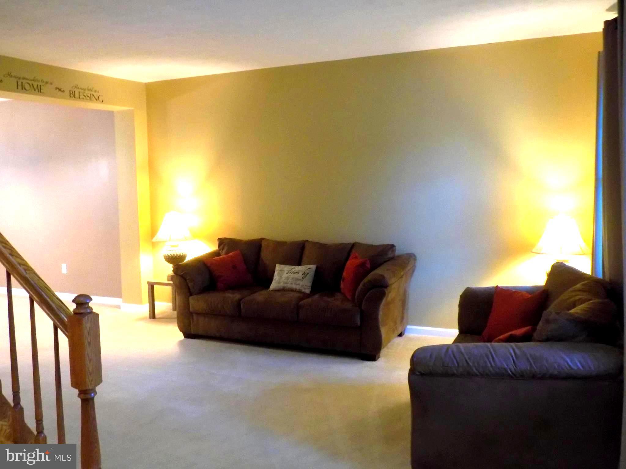 4600 Runnymeade Road Owings Mills, MD 21117 - Photo 12 of 29 Living Room