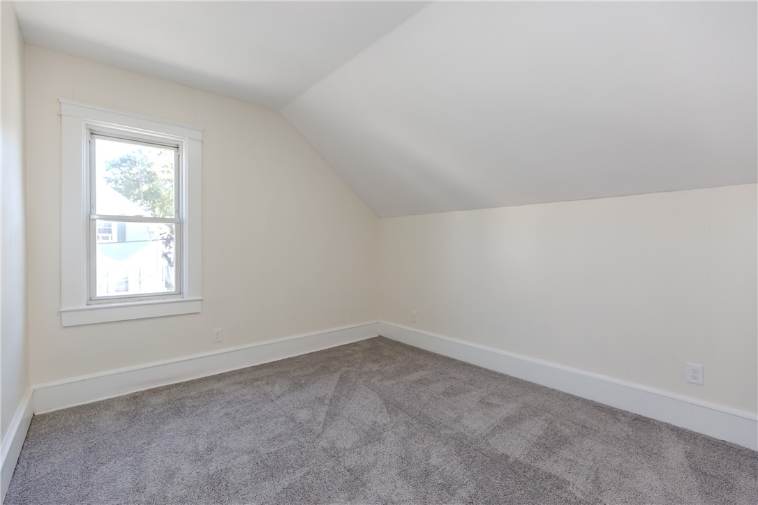 73 Maple Avenue Johnston, RI 02919 - Photo 16 of 50