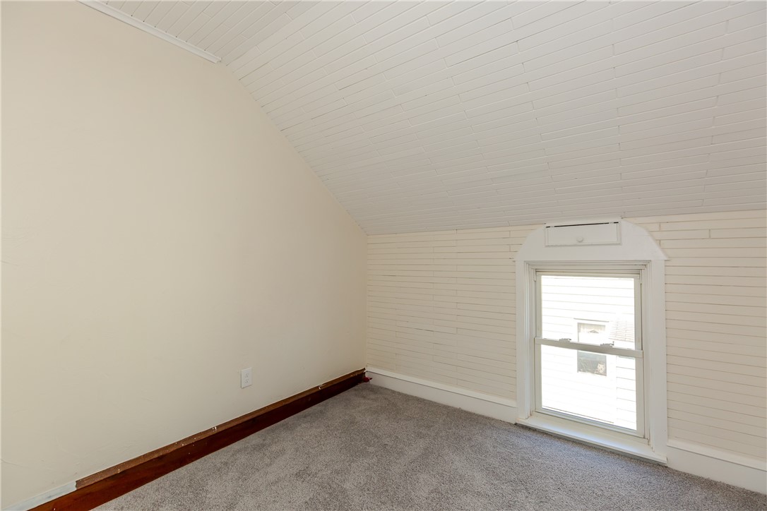 73 Maple Avenue Johnston, RI 02919 - Photo 31 of 50