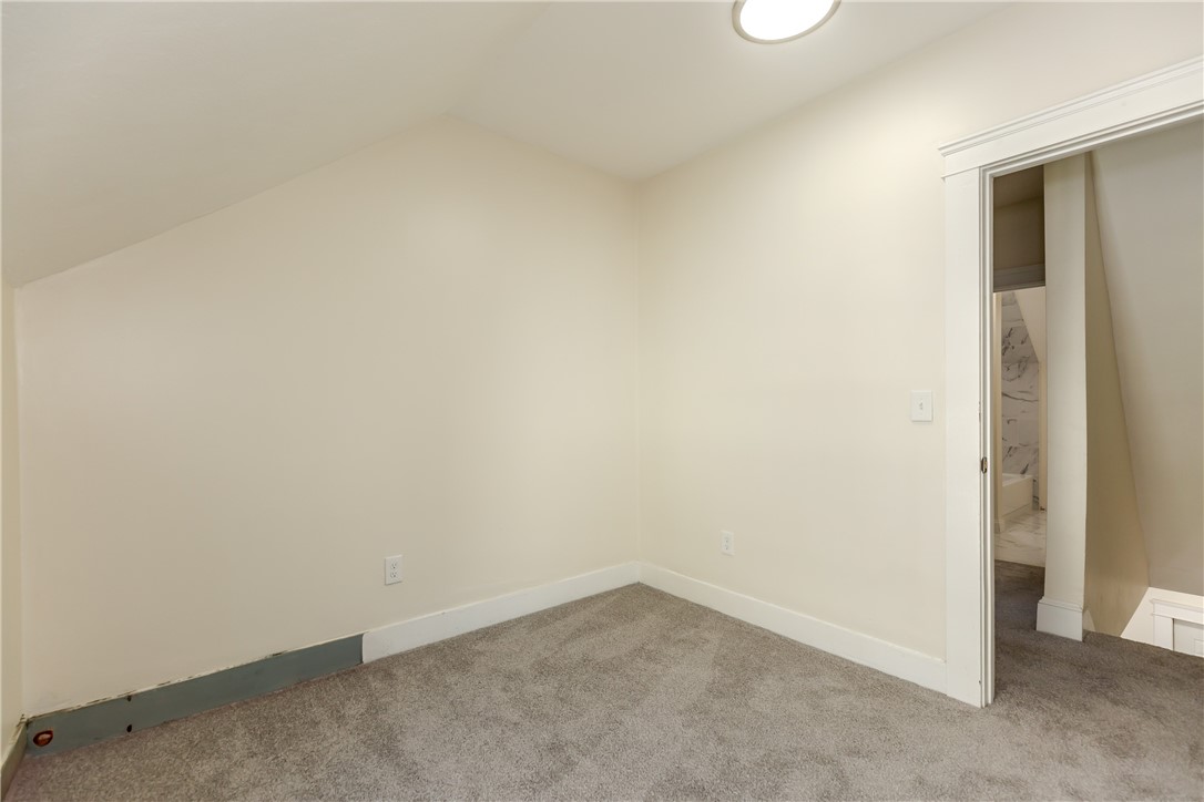 73 Maple Avenue Johnston, RI 02919 - Photo 32 of 50