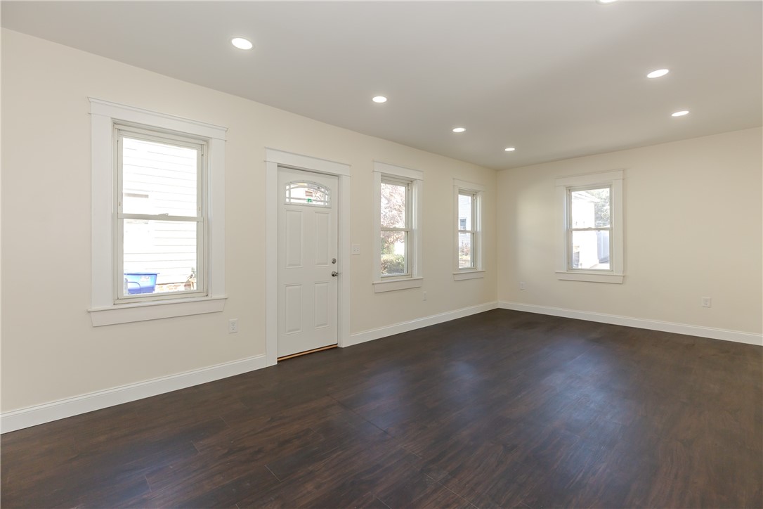 73 Maple Avenue Johnston, RI 02919 - Photo 6 of 50