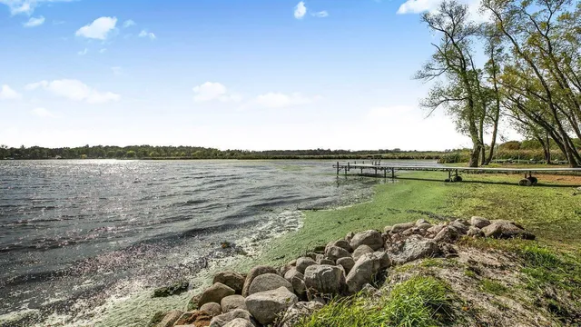 $839,900 | 25399 Daventry Road, Paynesville, MN 56362