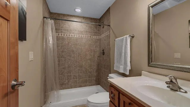 $839,900 | 25399 Daventry Road, Paynesville, MN 56362