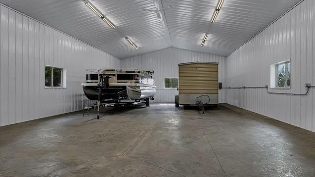 $839,900 | 25399 Daventry Road, Paynesville, MN 56362