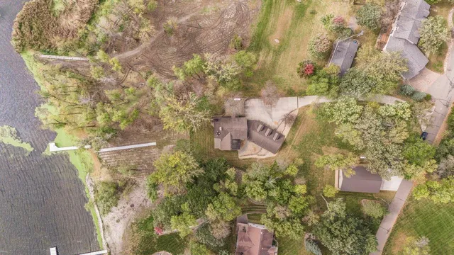 $839,900 | 25399 Daventry Road, Paynesville, MN 56362