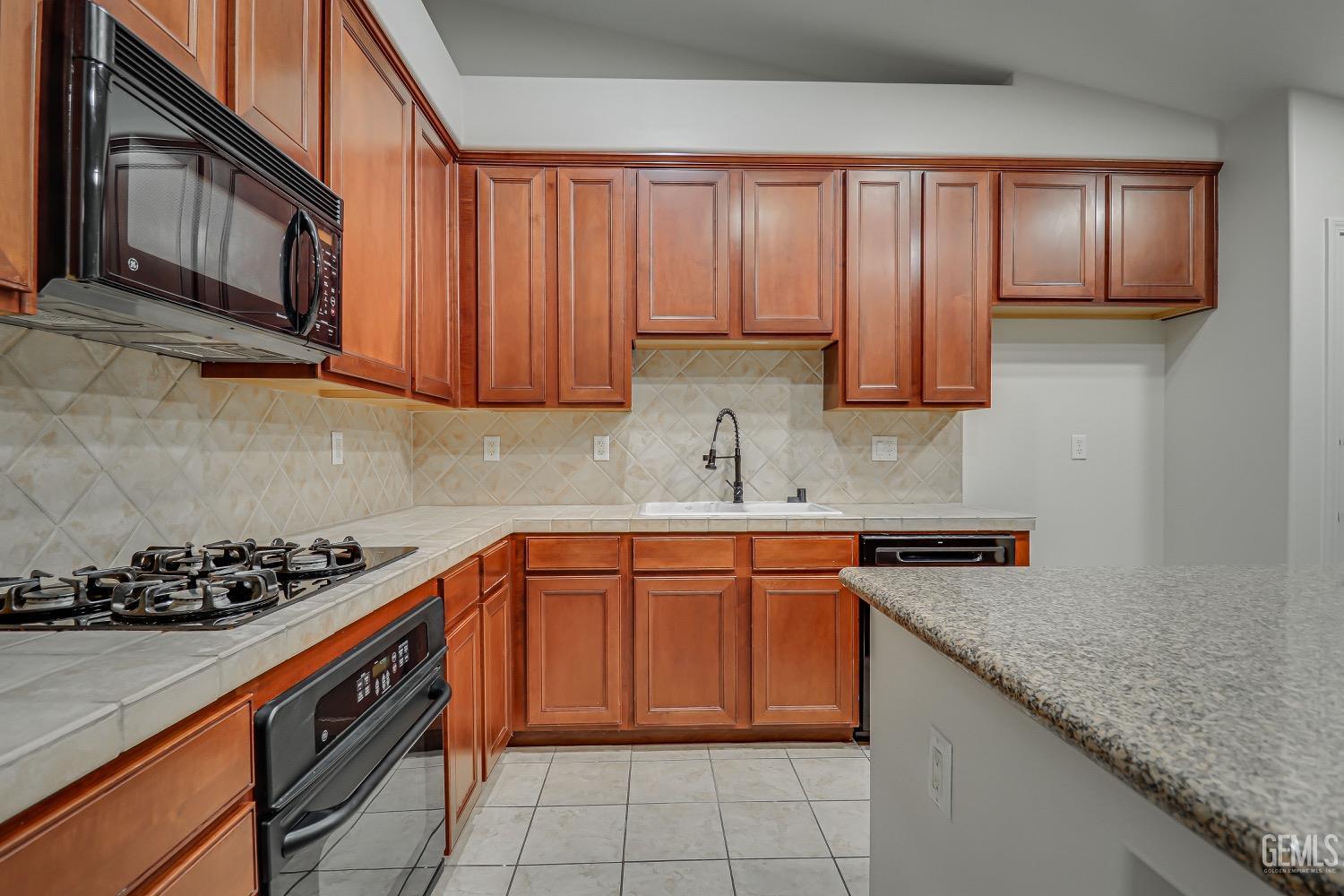 Undisclosed Address Bakersfield, CA 93314 - Photo 12 of 27