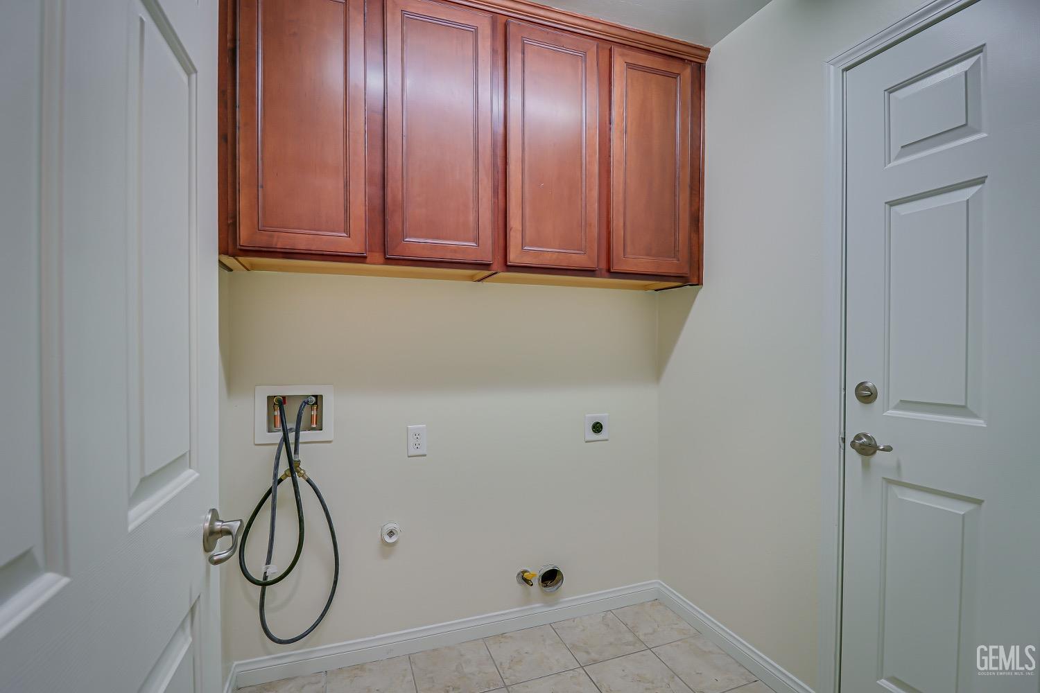 Undisclosed Address Bakersfield, CA 93314 - Photo 17 of 27