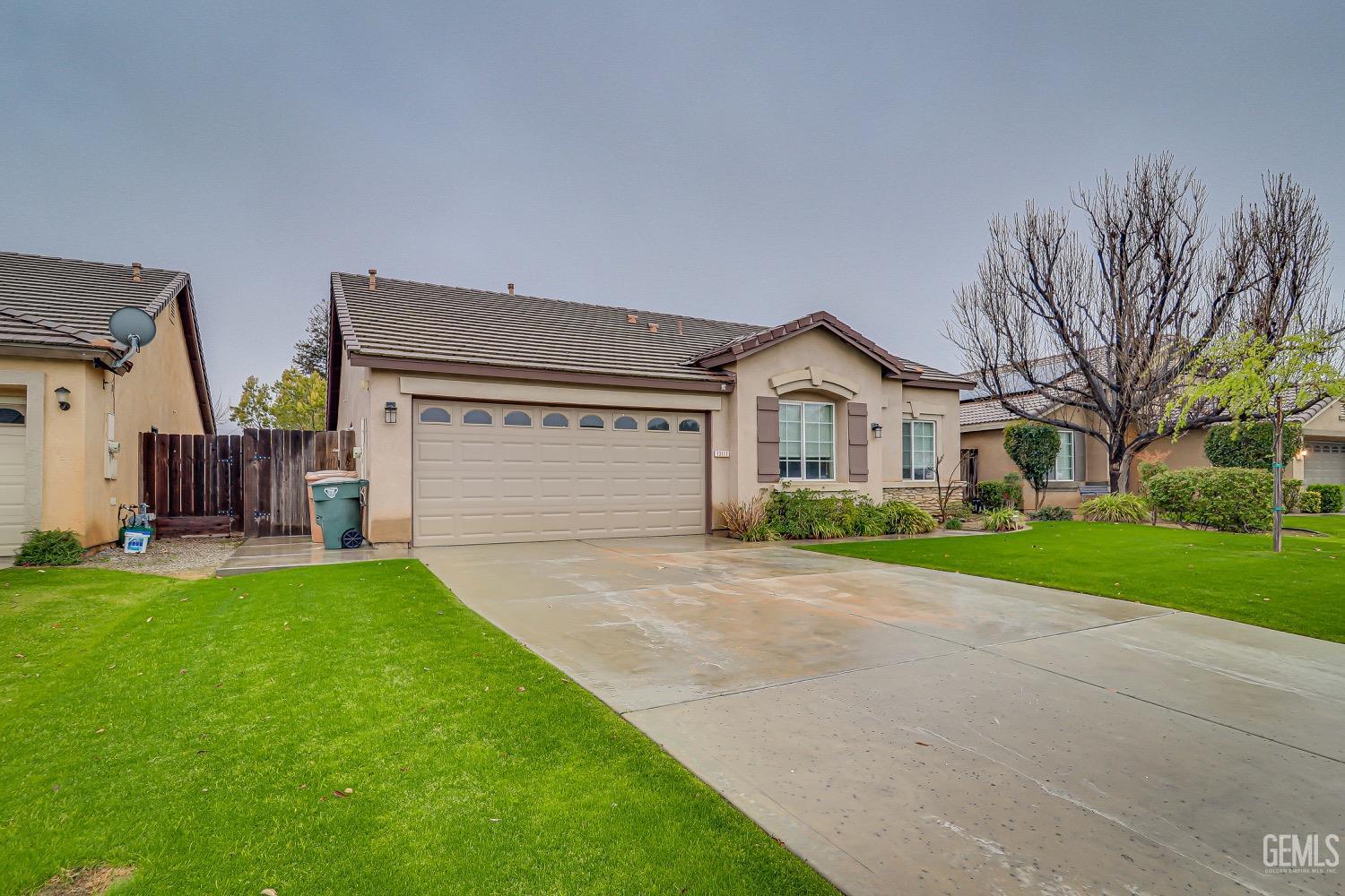 Undisclosed Address Bakersfield, CA 93314 - Photo 3 of 27