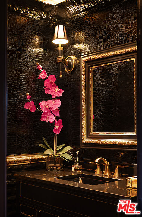 960 North Doheny Drive, Unit 306 West Hollywood, CA 90069 - Photo 12 of 31