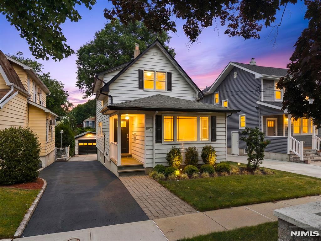 271 Travers Place Lyndhurst, NJ 07071 - Photo 1 of 50