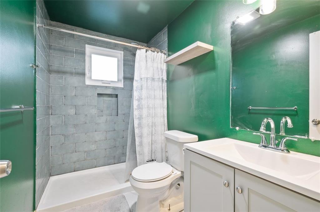 235 Ruth Street Pittsburgh, PA 15211 - Photo 14 of 29 Gallery Image 14