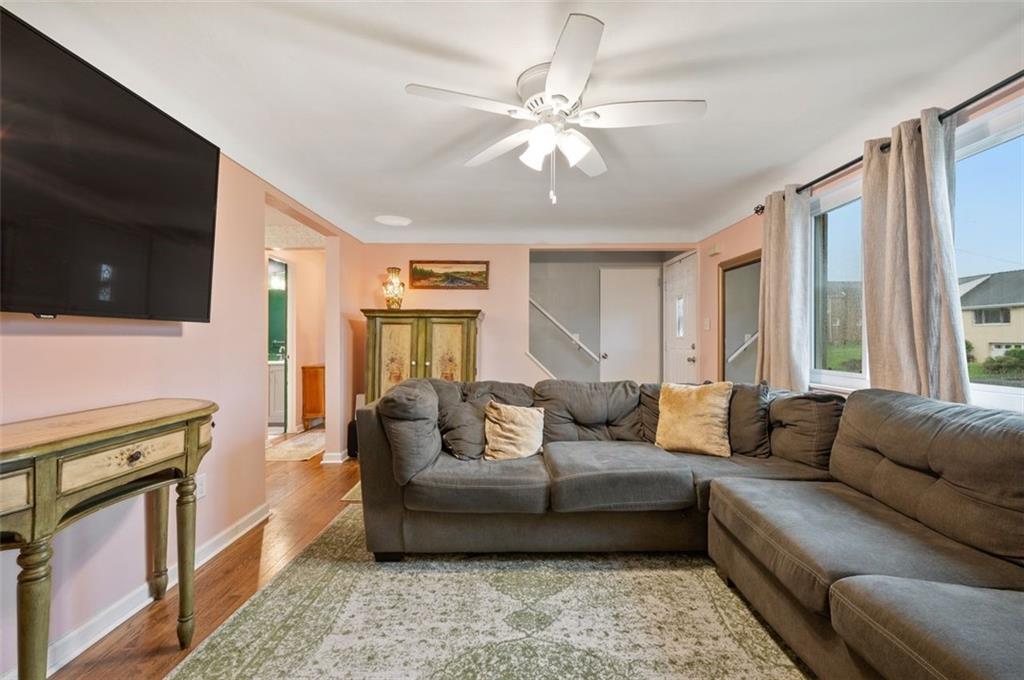 235 Ruth Street Pittsburgh, PA 15211 - Photo 5 of 29 Gallery Image 5