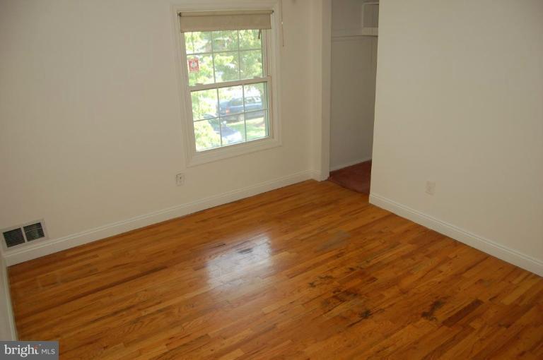 9205 Wooden Bridge Road Potomac, MD 20854 - Photo 22 of 25 Interior (General)