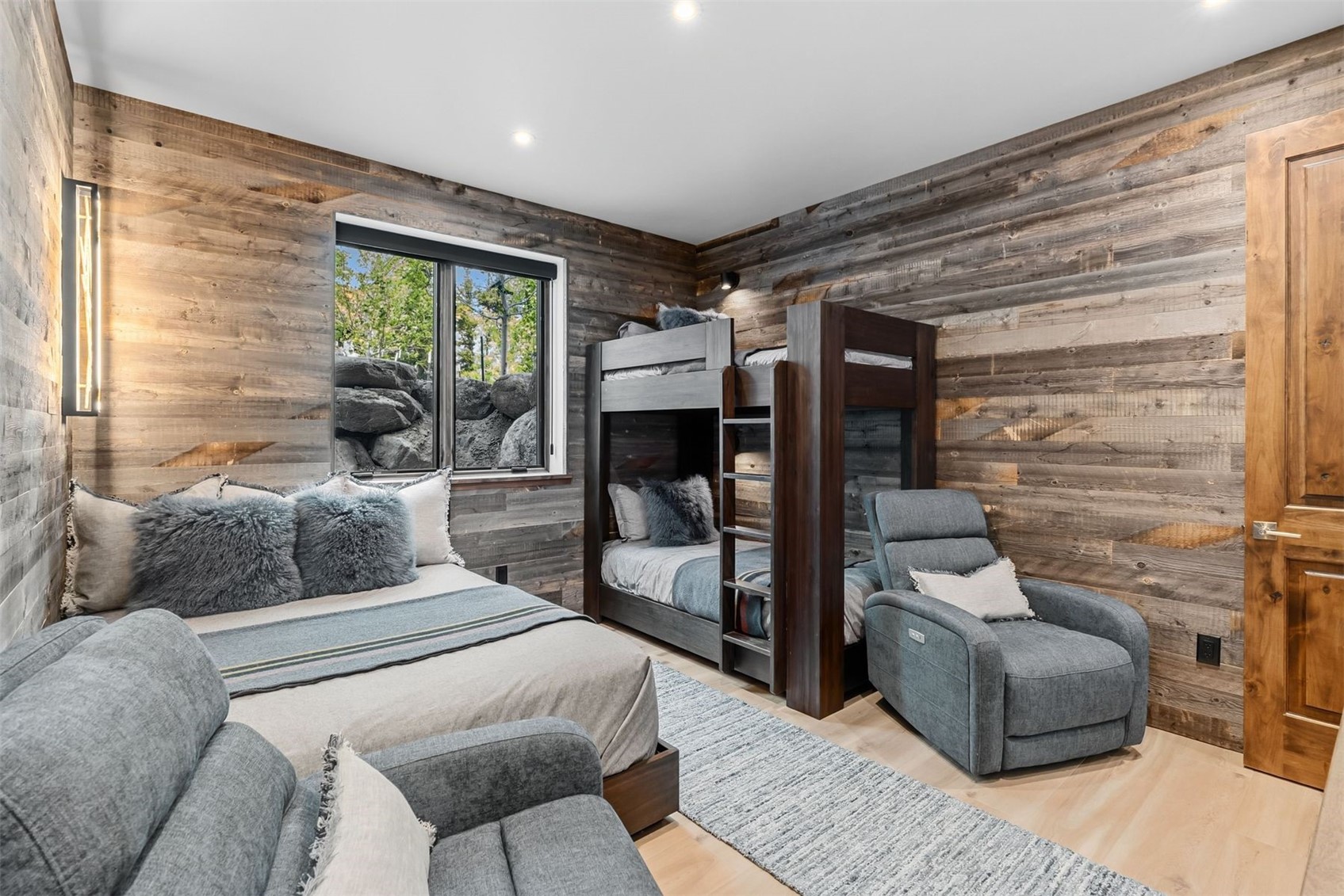 189 805th Road, Unit COUNTY Breckenridge, CO 80424 - Photo 35 of 50