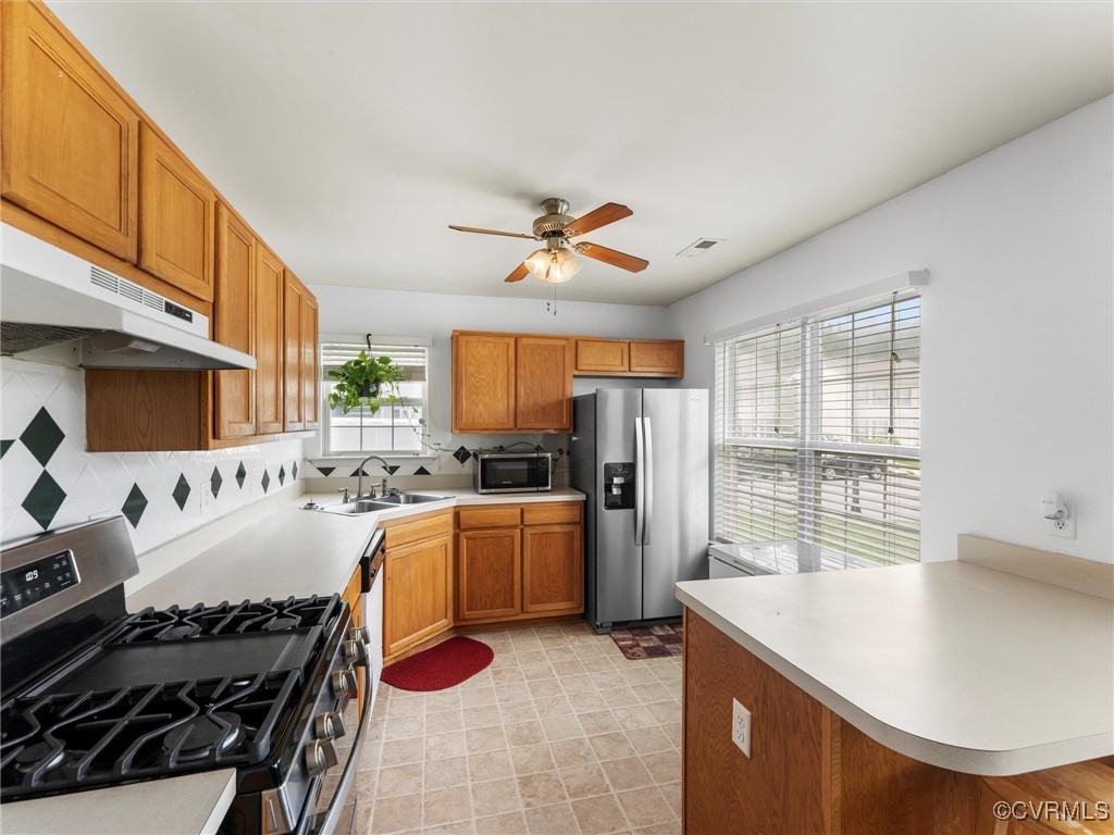 3043 Amherst Ridge Way Colonial Heights, VA 23834 - Photo 18 of 27 Kitchen with appliances with stainless steel finis