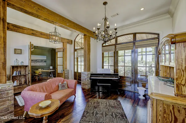 $995,000 | 626 Cedar Hill Road, Flora, MS 39071