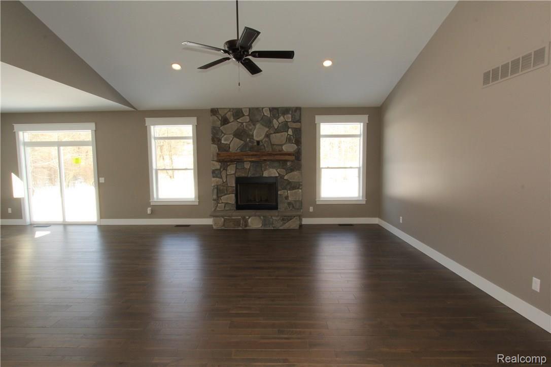 9155 Denton Hill Road Fenton, MI 48430 - Photo 11 of 31 9155 Denton Hill.10