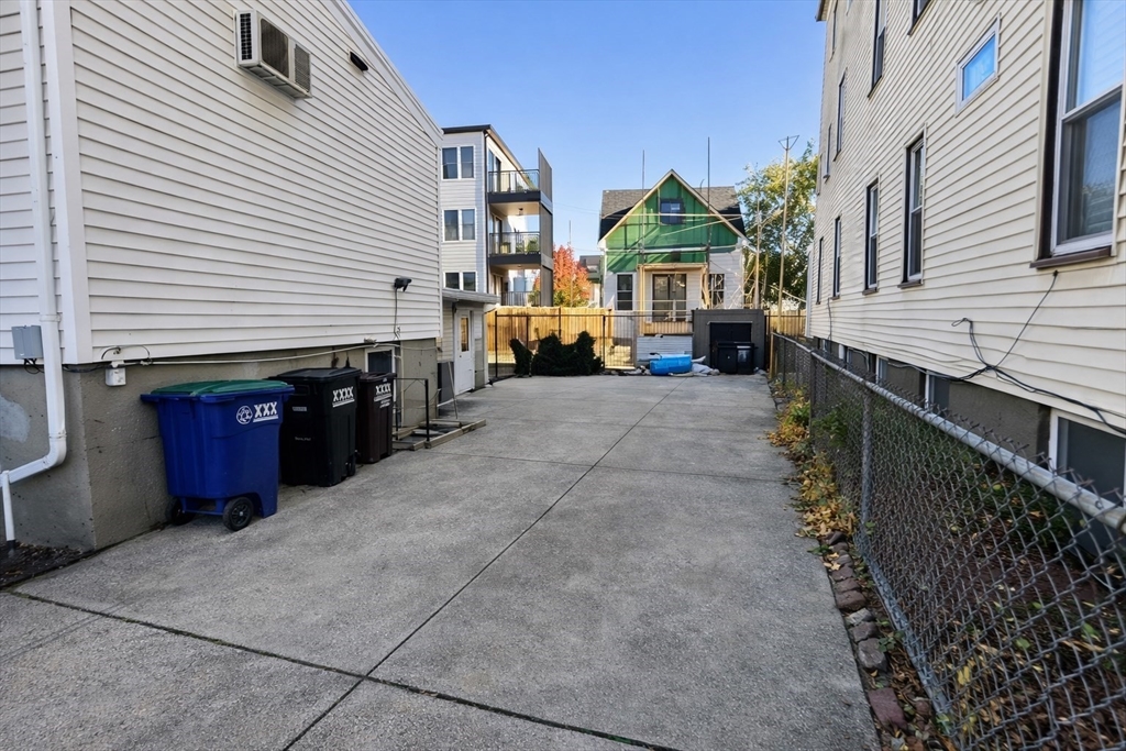 198 Washington Street, Unit 1 Somerville, MA 02143 - Photo 15 of 15