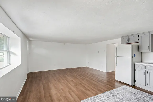 $1,195 | 11 North Chestnut Street, Unit E, Dillsburg, PA 17019