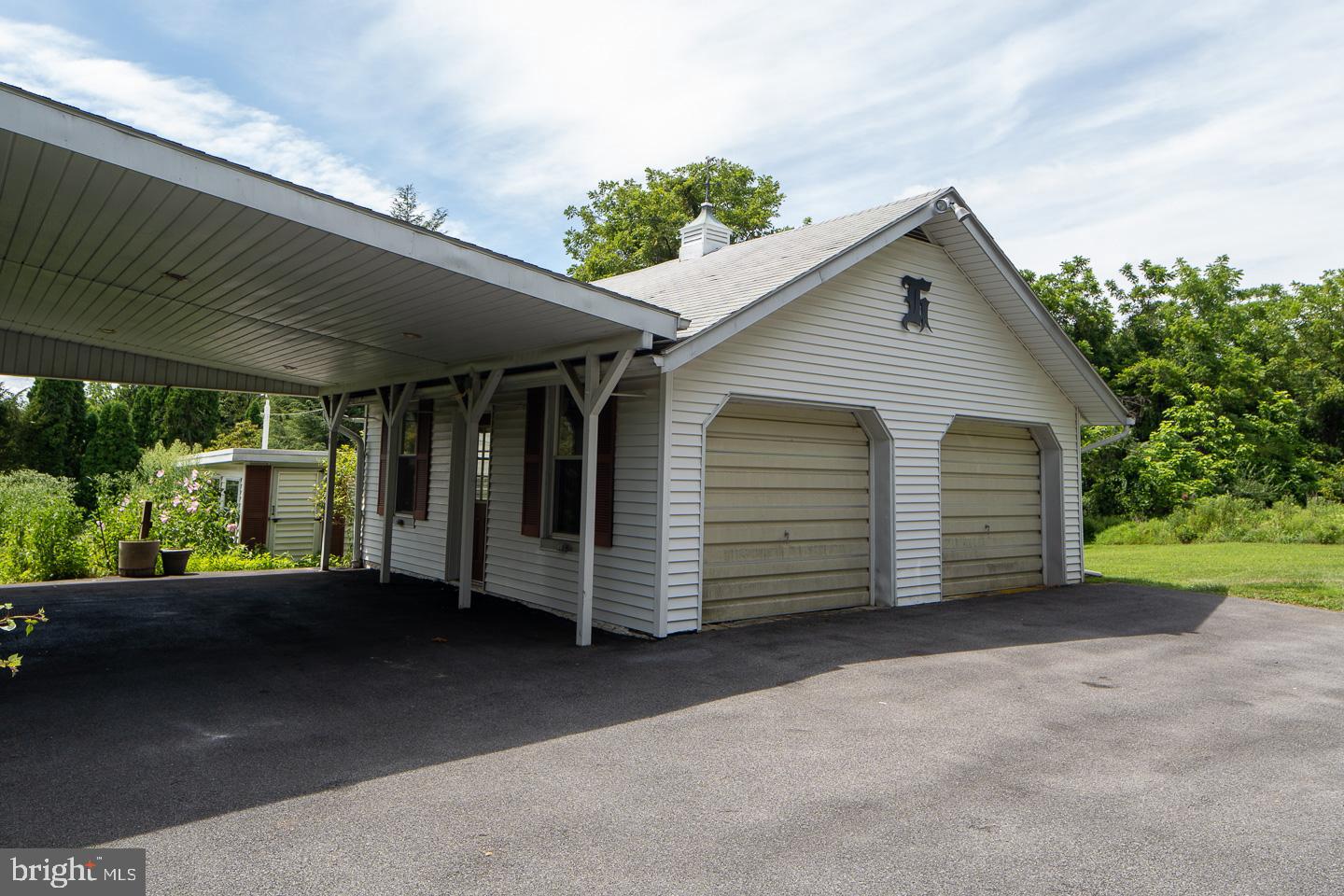 1709 Ramich Road Temple, PA 19560 - Photo 24 of 32