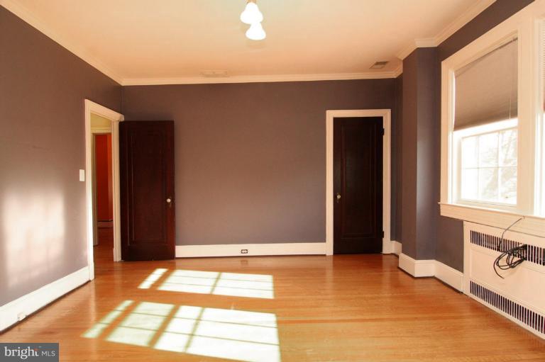 330 Hopkins Road Baltimore, MD 21212 - Photo 22 of 30 a view of an empty room