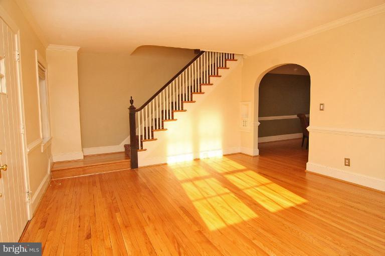 330 Hopkins Road Baltimore, MD 21212 - Photo 26 of 30 a view of entryway with wooden floor