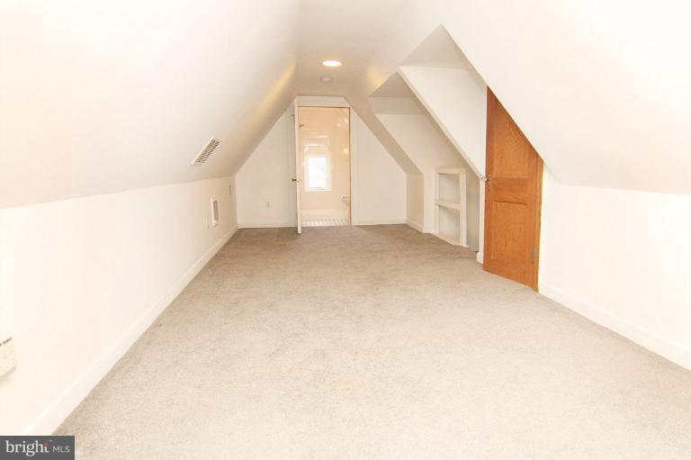 330 Hopkins Road Baltimore, MD 21212 - Photo 8 of 30 a view of an entryway