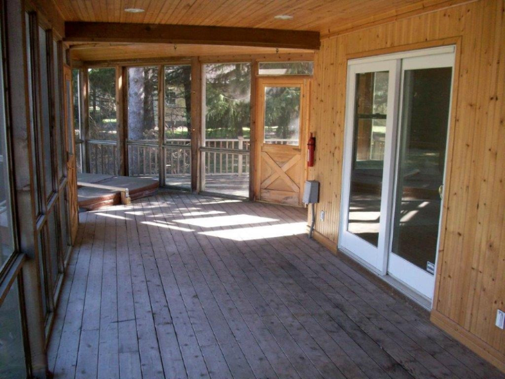 8833 Elm Valley Road Three Oaks, MI 49128 - Photo 18 of 20 100_1255