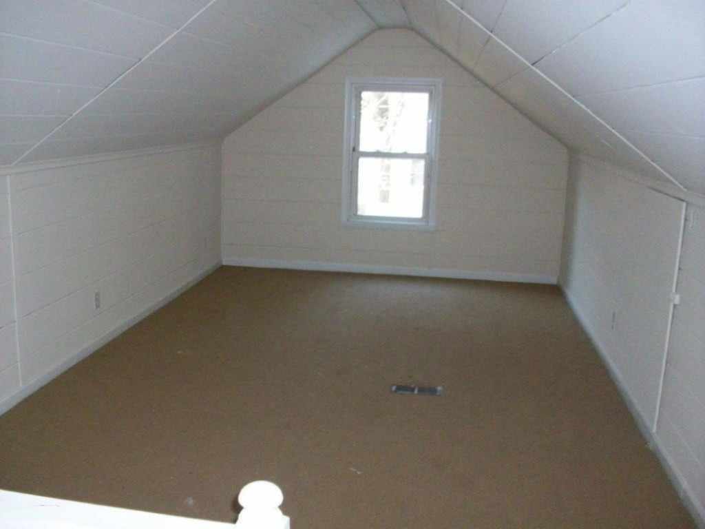 8833 Elm Valley Road Three Oaks, MI 49128 - Photo 19 of 20 100_1256