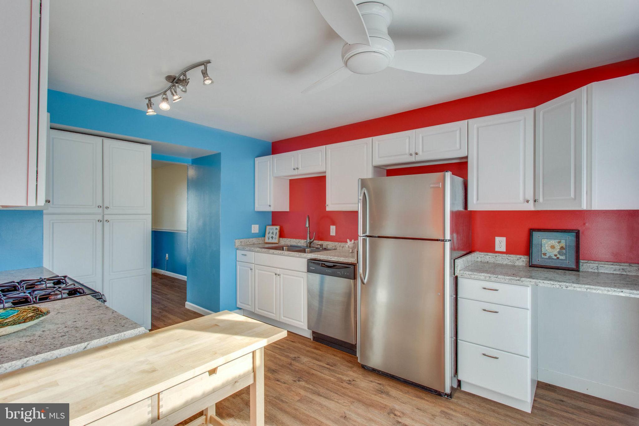 9530 Burdett Road Burke, VA 22015 - Photo 12 of 31 Kitchen